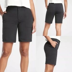 Athleta Trekkie North 2.0 Bermuda Shorts Size 4 Black